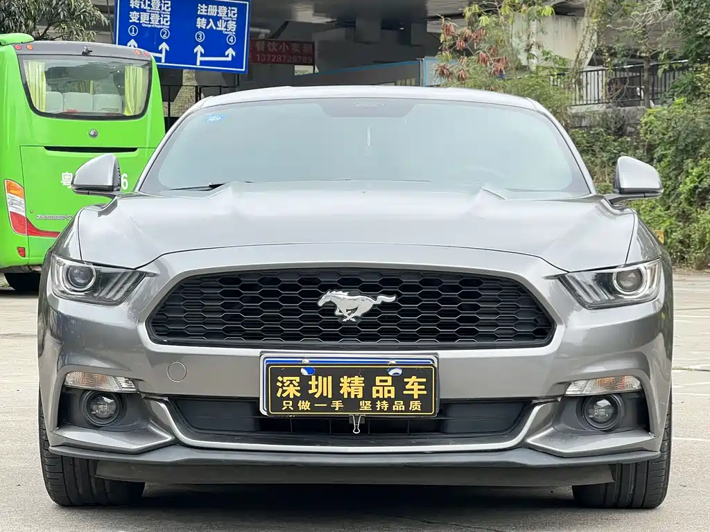Ford Mustang 2018 — фото 2