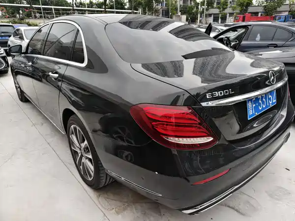 Mercedes-Benz E-Class 2016