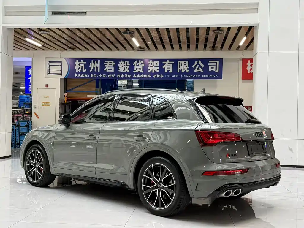 Audi SQ5 2023 — фото 4