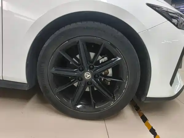 Changan UNI-V 2023