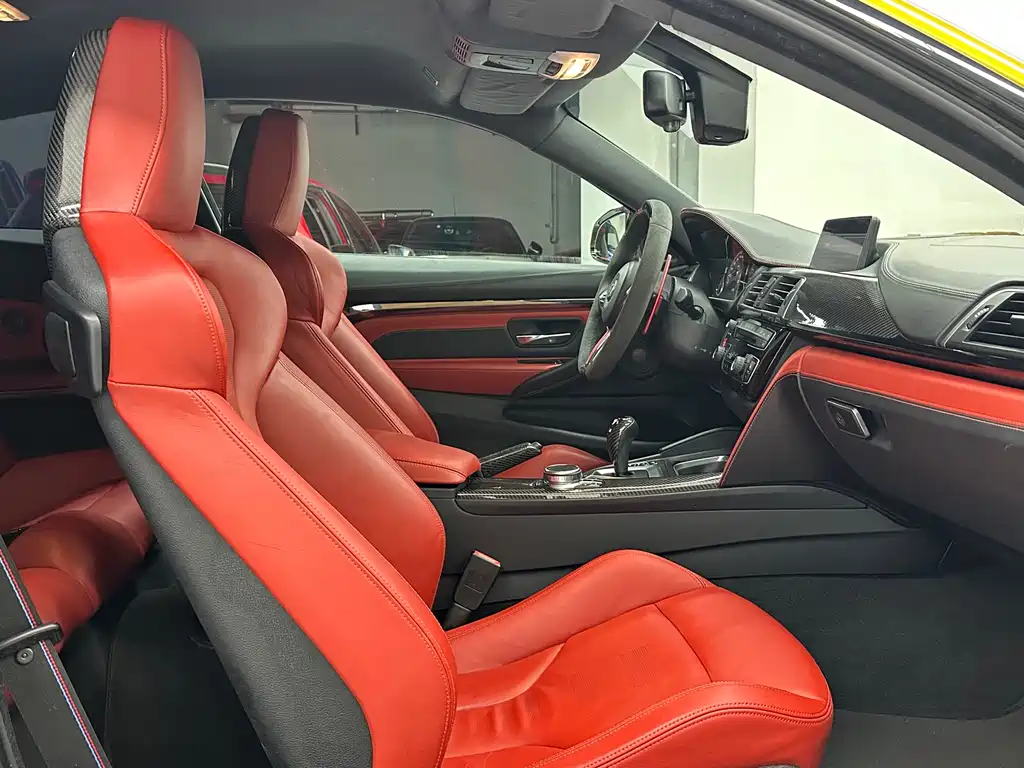 BMW M4 2018 — фото 10