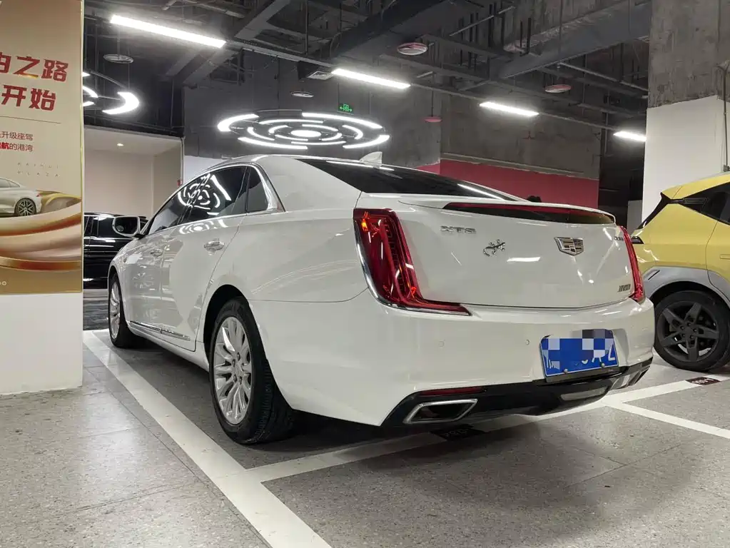 Cadillac XTS 2019 — фото 10