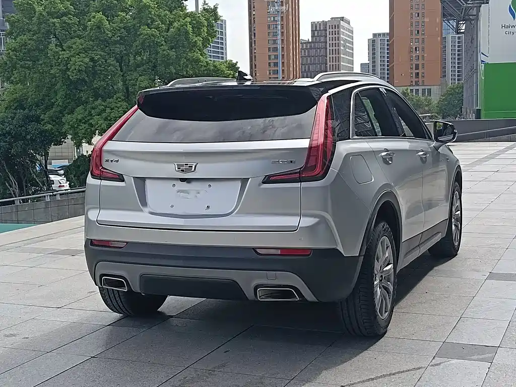 Cadillac XT4 2019 — фото 8