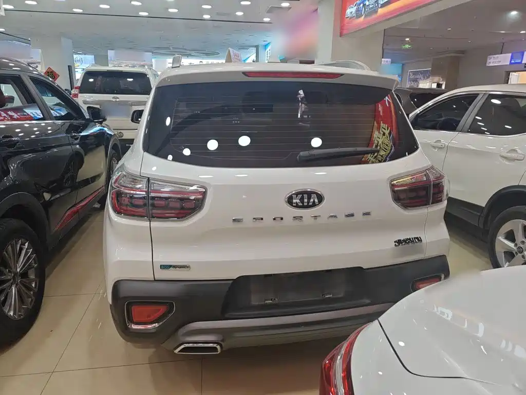 Kia Sportage 2021 — фото 11