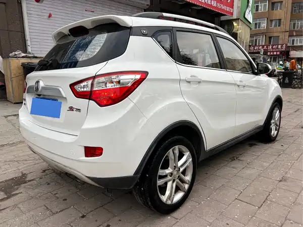 Changan CS35 2016