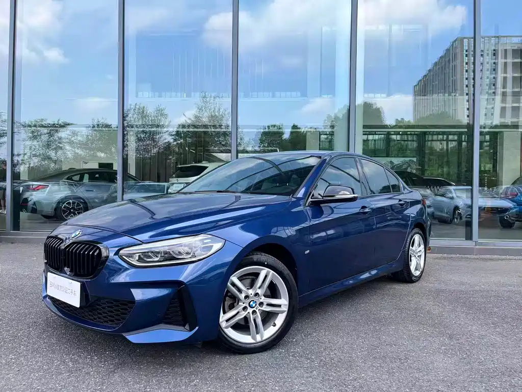 BMW 1 Series 2021