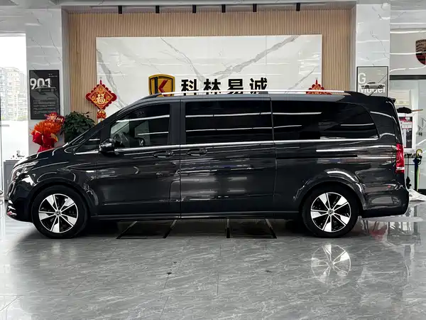 Mercedes-Benz V-Class 2021