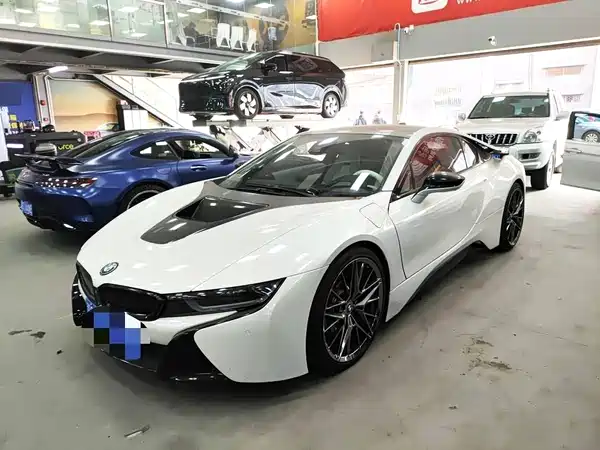 BMW i8 2017