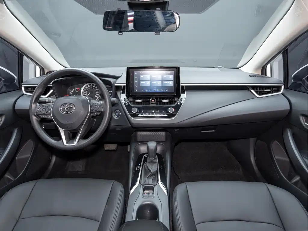Toyota Corolla 2022 — фото 17