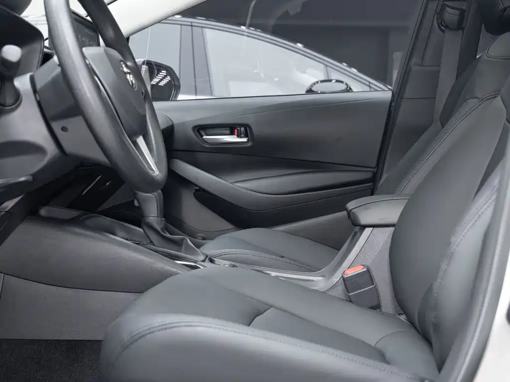 Toyota Corolla 2022 — фото 12