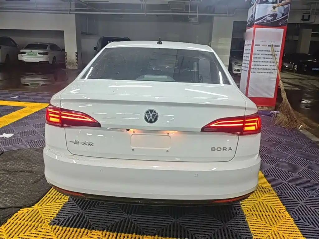 Volkswagen Bora 2022