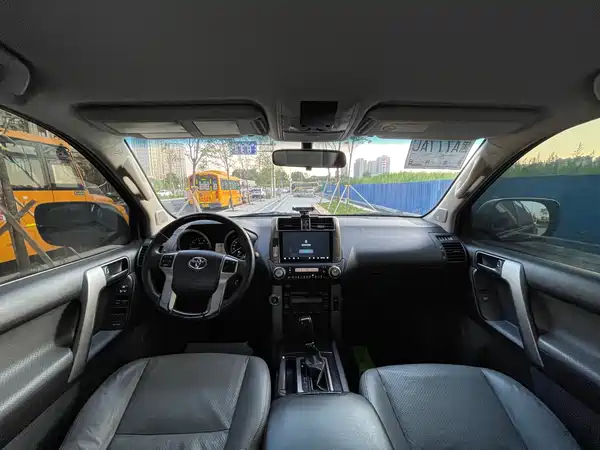 Toyota Prado 2013