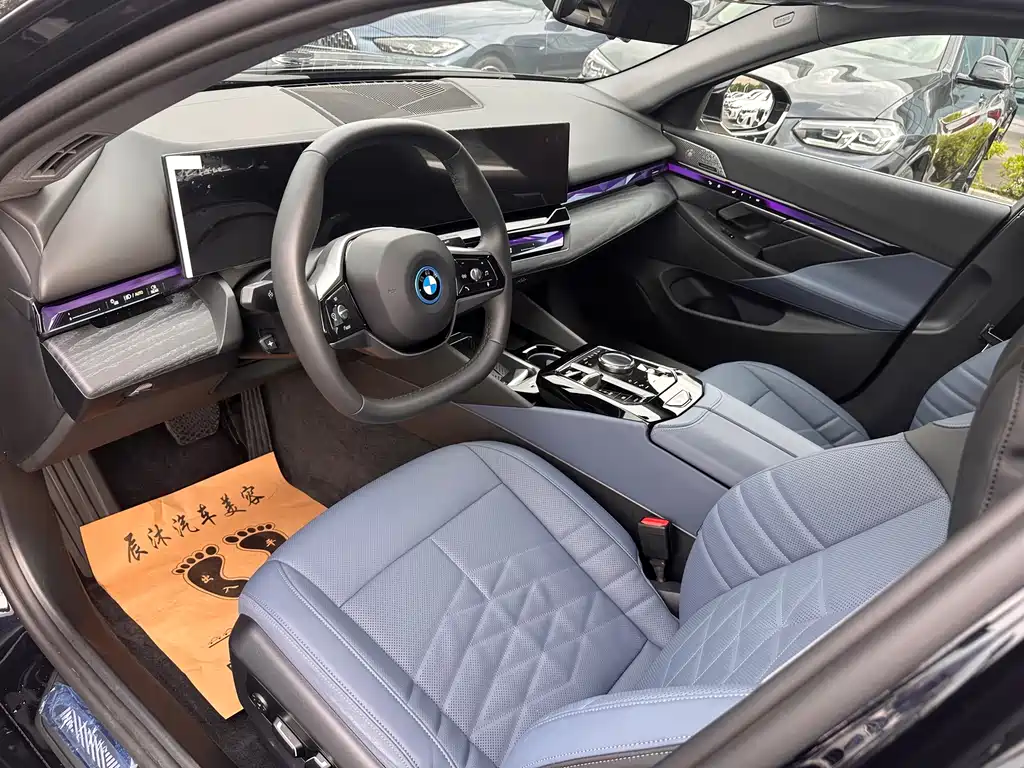 BMW i5 2025 — фото 3