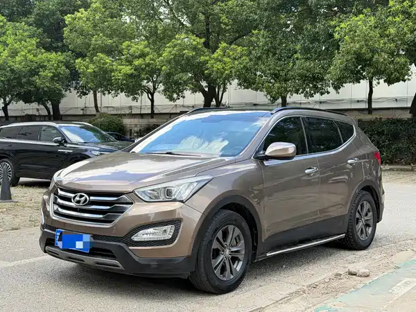 Hyundai Santa Fe 2013