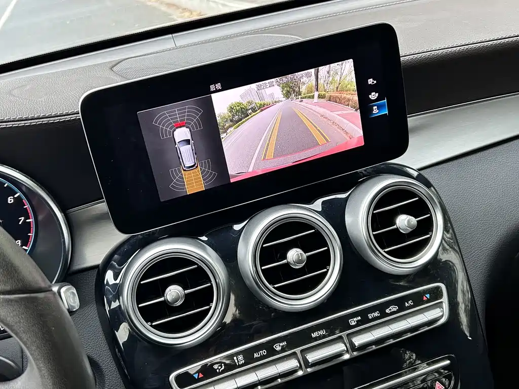 Mercedes-Benz GLC 2021 — фото 14