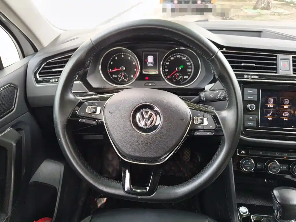 Volkswagen Tiguan L 2019