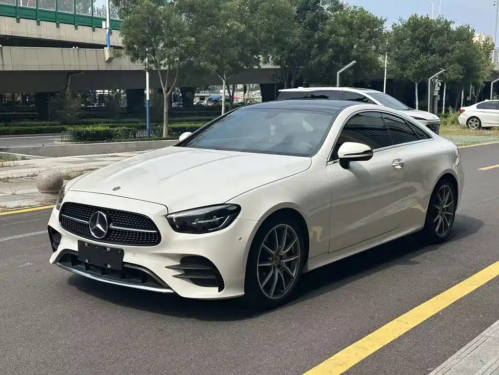 Mercedes-Benz E-Class 2023