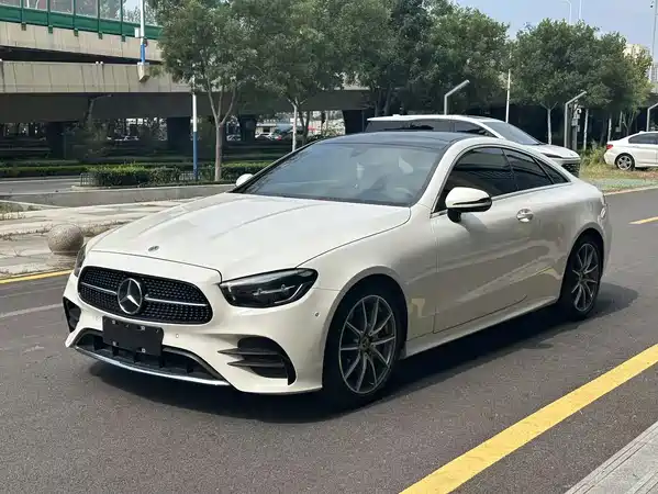 Mercedes-Benz E-Class 2023