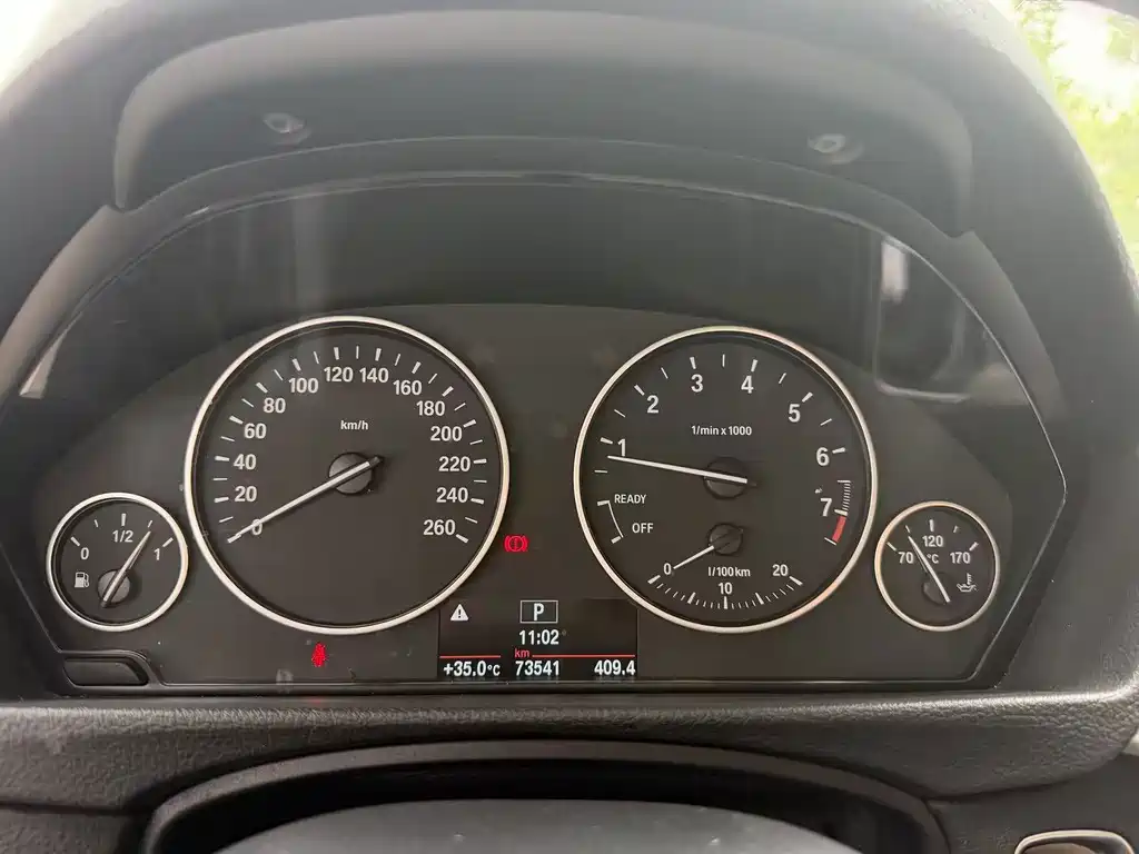 BMW 3 Series 2015 — фото 14