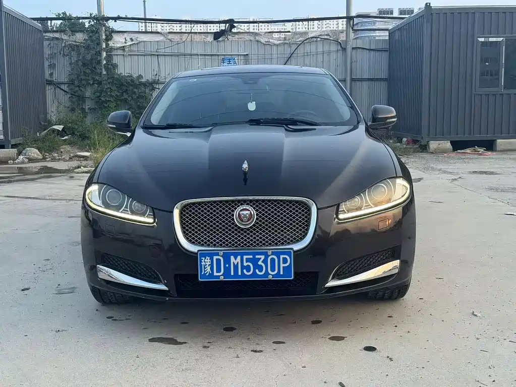 Jaguar XF 2015 — фото 2