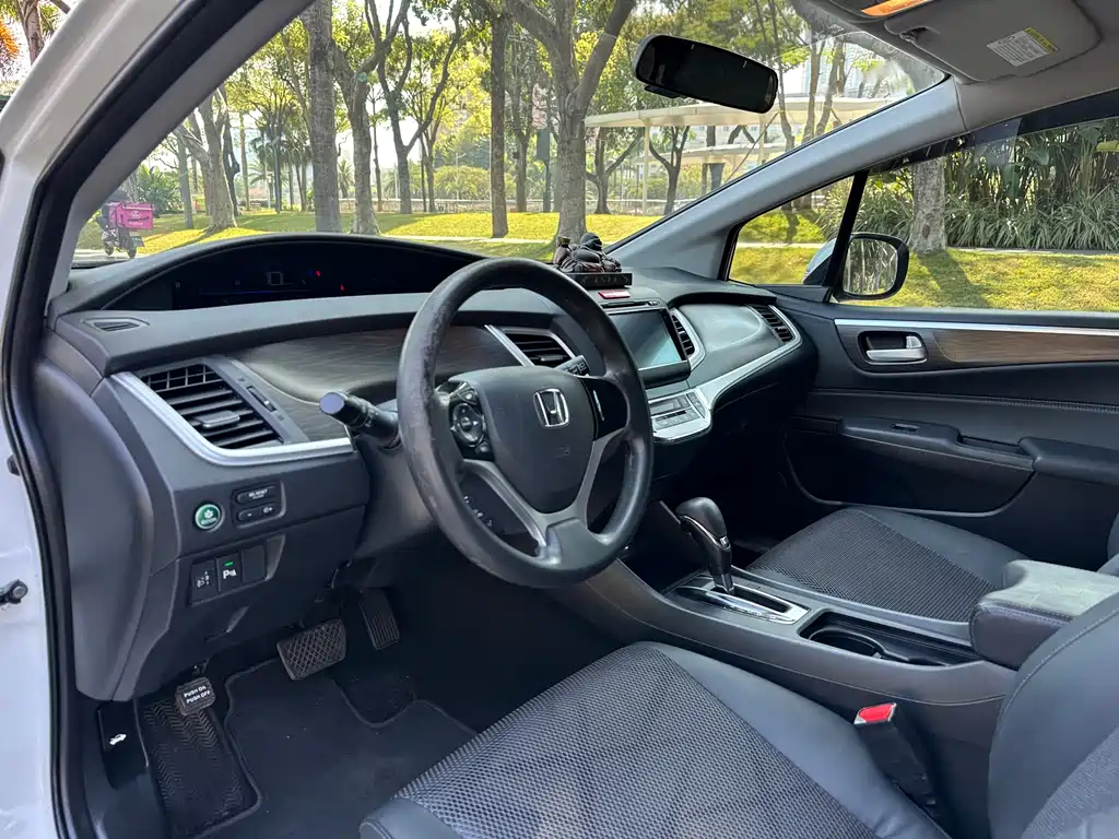 Honda Jade 2014 — фото 16