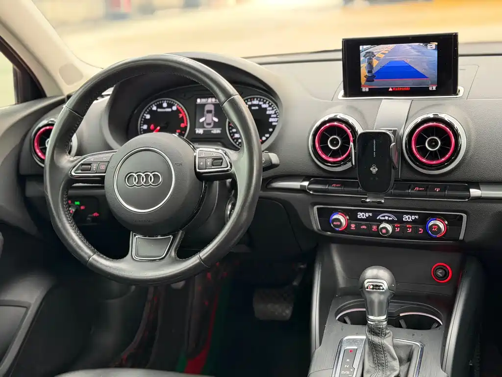 Audi A3 2016 — фото 11