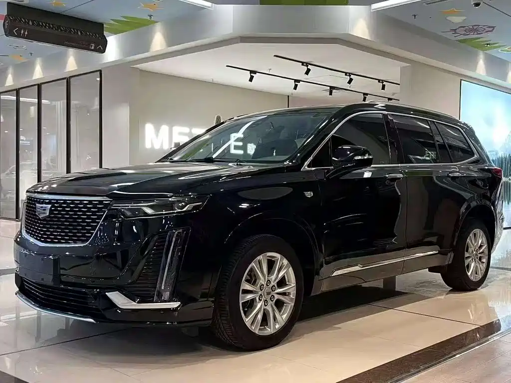 Cadillac XT6 2021
