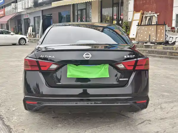 Nissan Teana 2021
