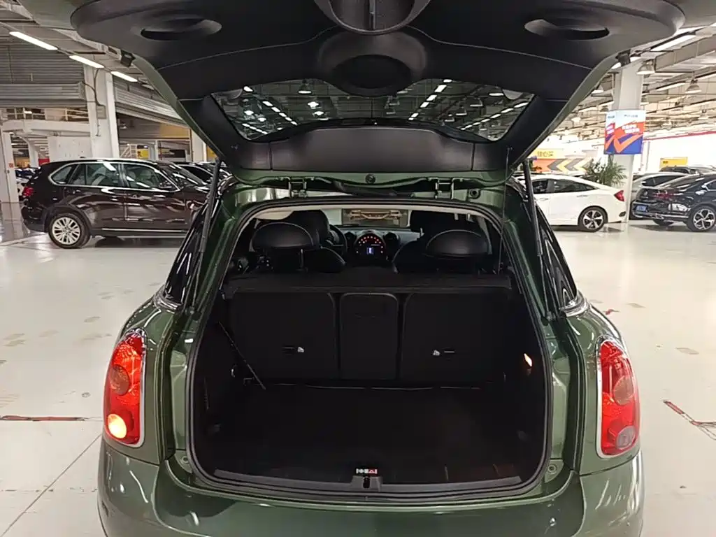 MINI Countryman 2016 — фото 19