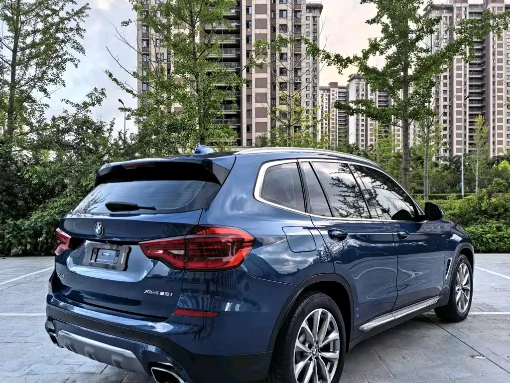 BMW X3 2020 — фото 8