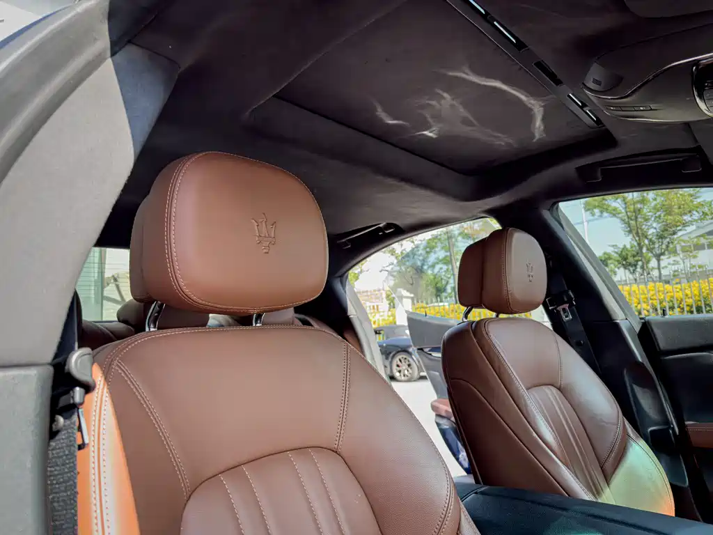 Maserati Ghibli 2015 — фото 14