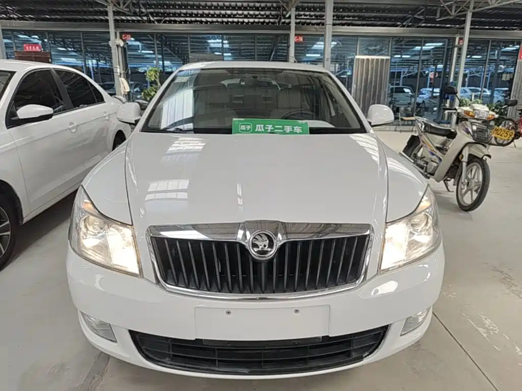 Skoda Octavia 2015 — фото 3