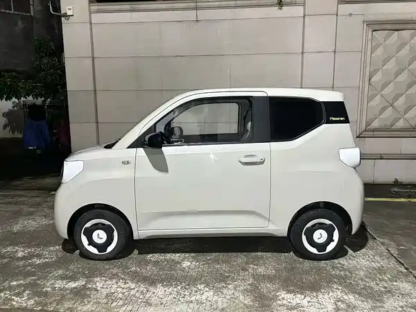 Wuling Hongguang MINIEV 2025
