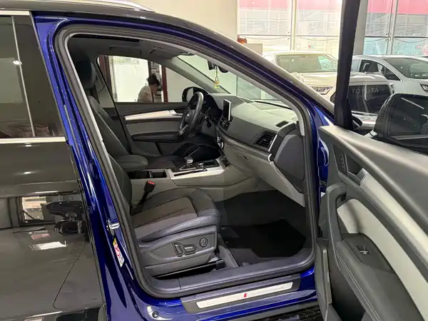 Audi Q5L 2019