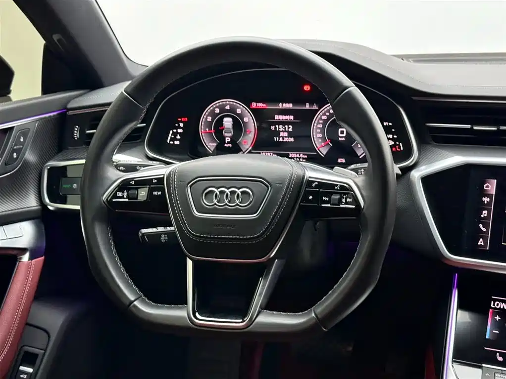 Audi A7L 2024 — фото 12