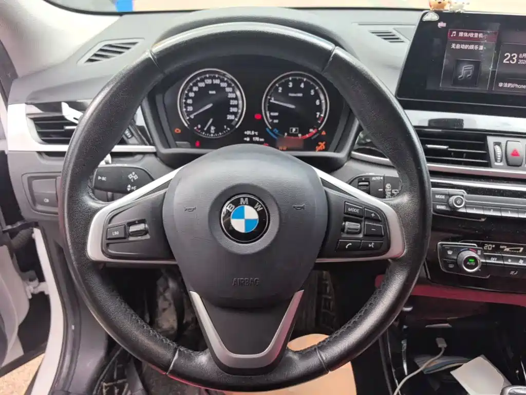 BMW X2 2020 — фото 11