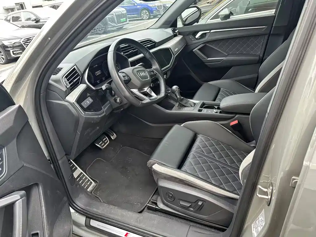 Audi Q3 2025