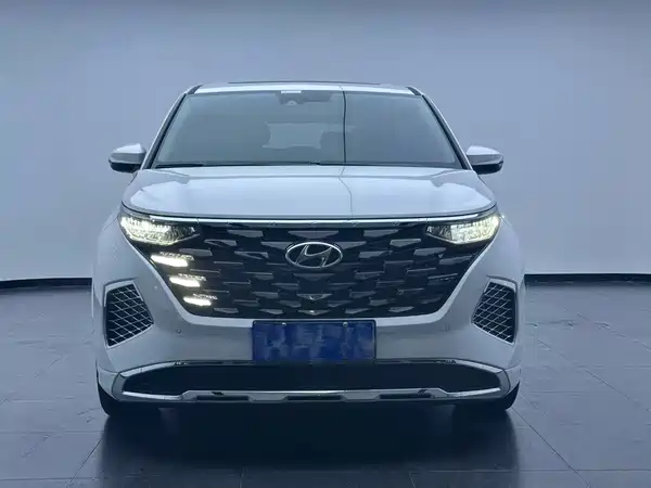 Hyundai Custin 2025