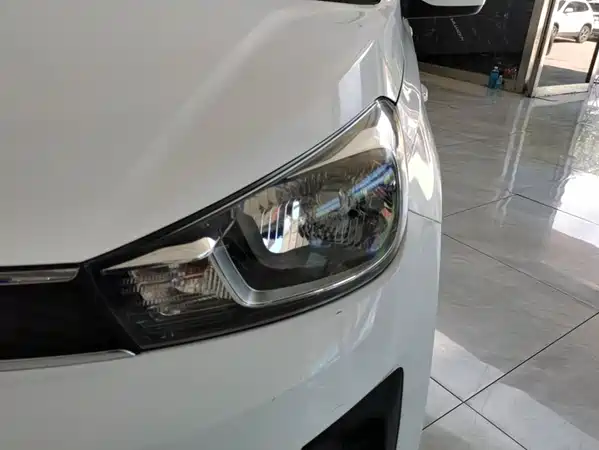 Kia Pegas 2021