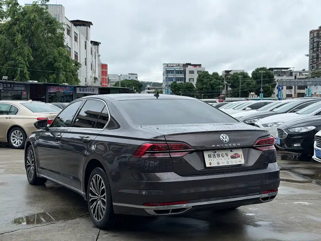 Volkswagen Phideon 2018 — фото 4