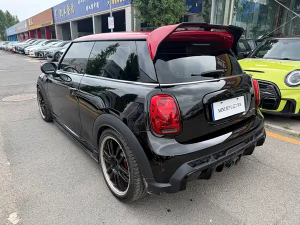 MINI JCW 2022
