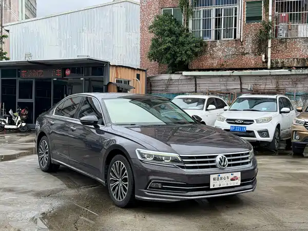 Volkswagen Phideon 2018