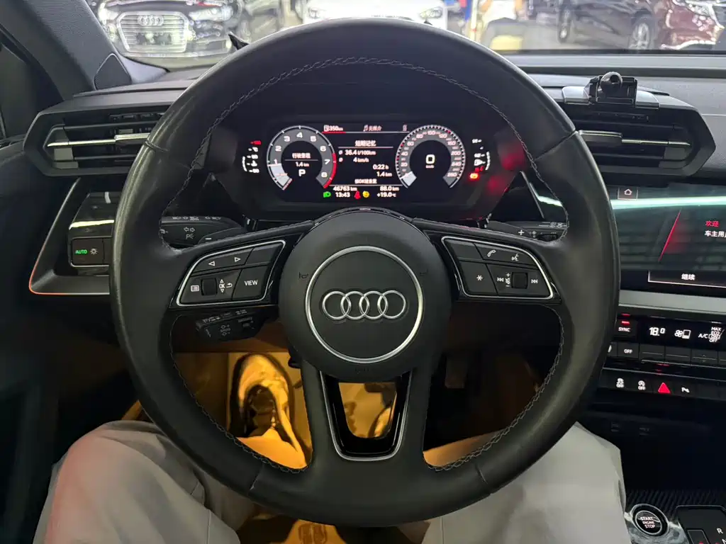 Audi A3 2023 — фото 13