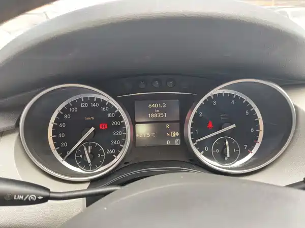 Mercedes-Benz R-Class 2014