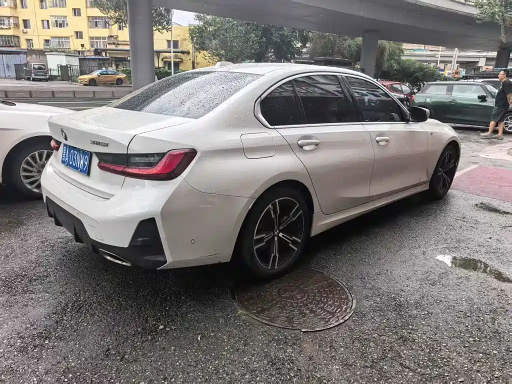 BMW 3 Series 2023
