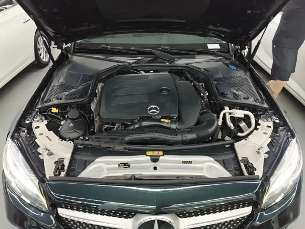 Mercedes-Benz C-Class 2020 — фото 20