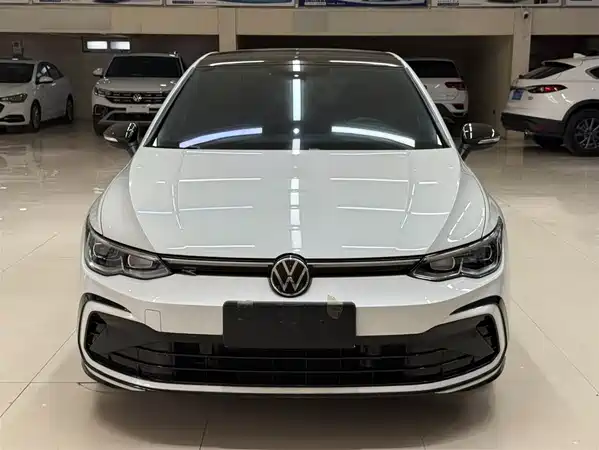 Volkswagen Golf 2022