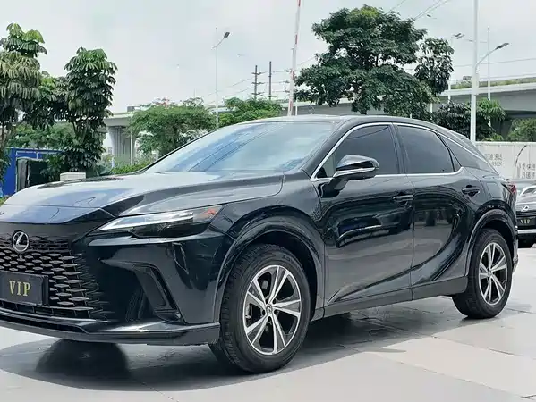 Lexus RX 2023