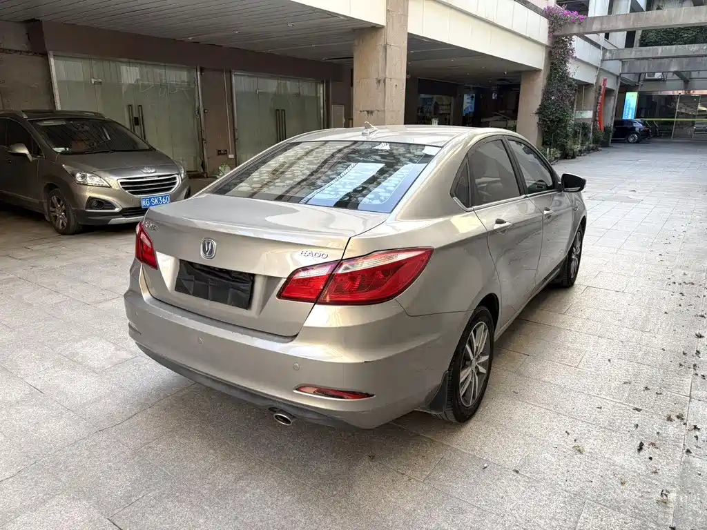 Changan Eado 2018 — фото 3