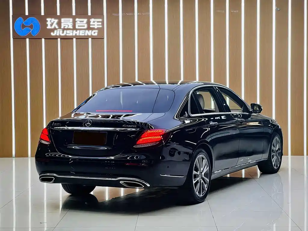 Mercedes-Benz E-Class 2020 — фото 4